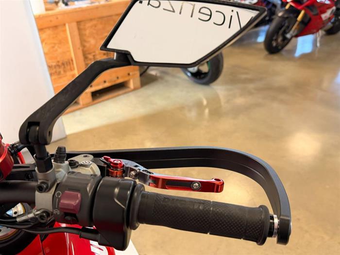 AutoVega - DUCATI Hypermotard 939 | ID 38849