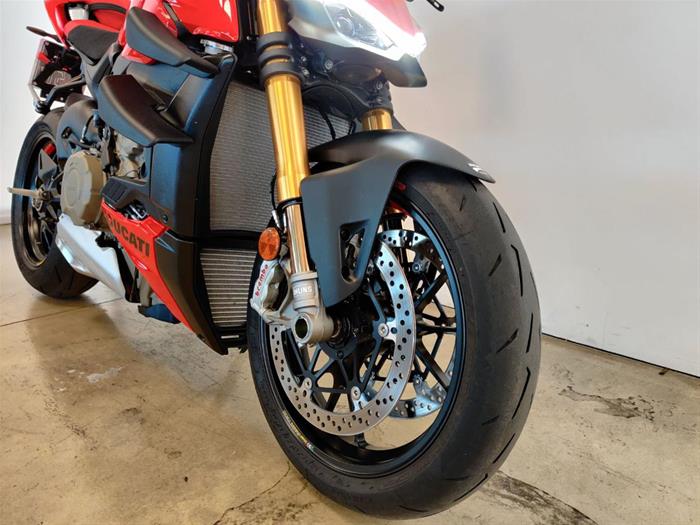 AutoVega - DUCATI Streetfighter | ID 39167