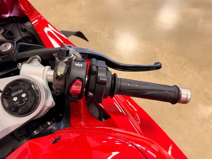 AutoVega - DUCATI Panigale V4 | ID 39655