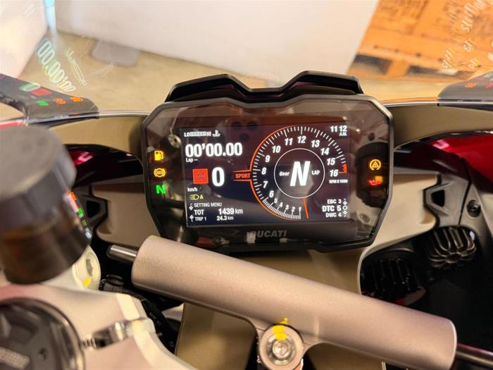 AutoVega - DUCATI Panigale V4 | ID 39655