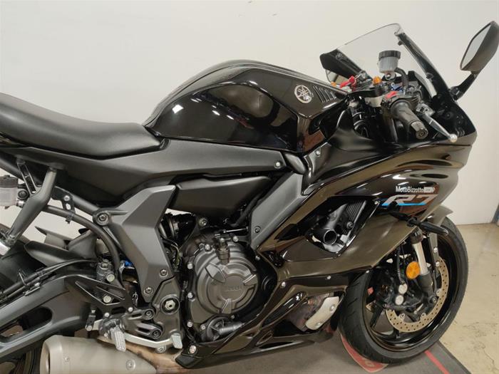 AutoVega - YAMAHA YZF 750 R7 | ID 39726