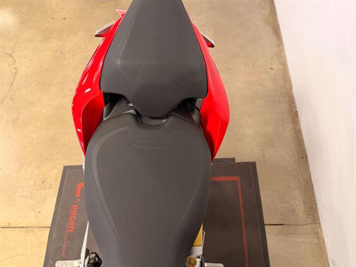 AutoVega - DUCATI Streetfighter | ID 39971