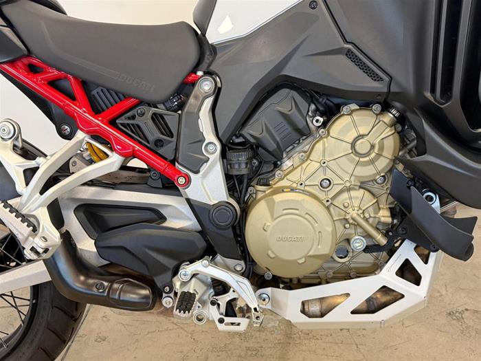 AutoVega - DUCATI Multistrada V4 S | ID 40133