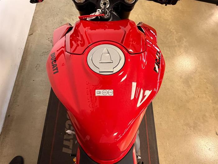 AutoVega - DUCATI Streetfighter | ID 40144