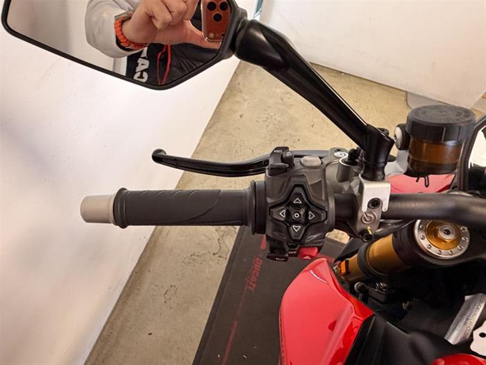 AutoVega - DUCATI Streetfighter | ID 40144
