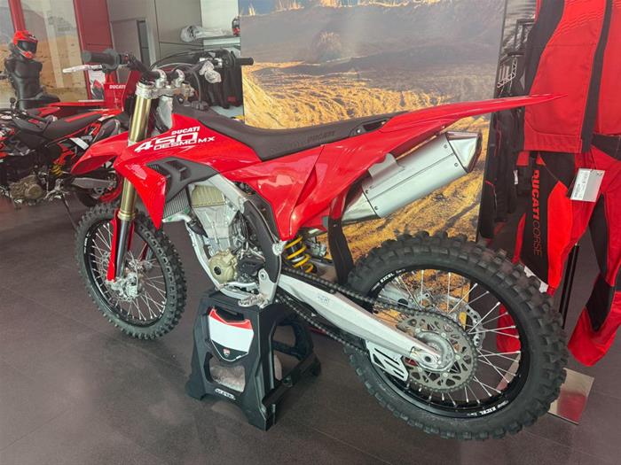 AutoVega - DUCATI Desmo450 MX | ID 40202