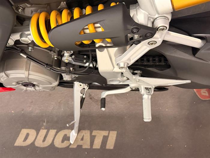 AutoVega - DUCATI Streetfighter | ID 40292