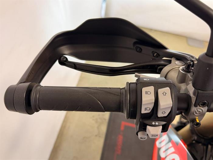 AutoVega - DUCATI Hypermotard | ID 40489