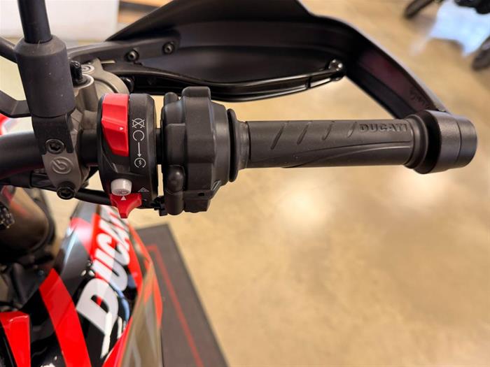 AutoVega - DUCATI Hypermotard | ID 40489