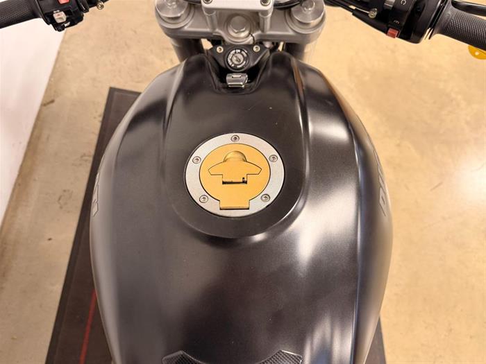 AutoVega - DUCATI Monster 750 | ID 40490