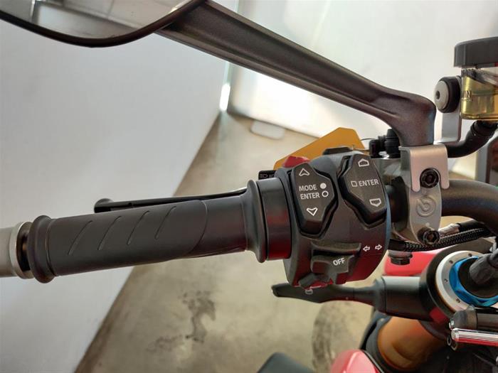 AutoVega - DUCATI Streetfighter V4 | ID 40755