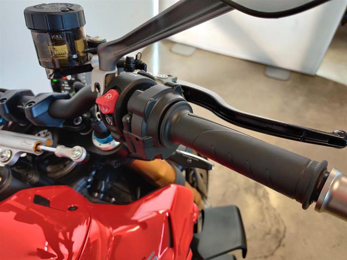 AutoVega - DUCATI Streetfighter V4 | ID 40755