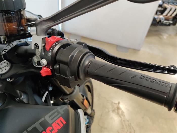 AutoVega - DUCATI Monster 937 | ID 41108