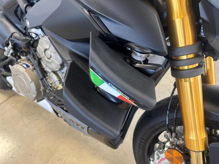 AutoVega - DUCATI Streetfighter V4 | ID 41158