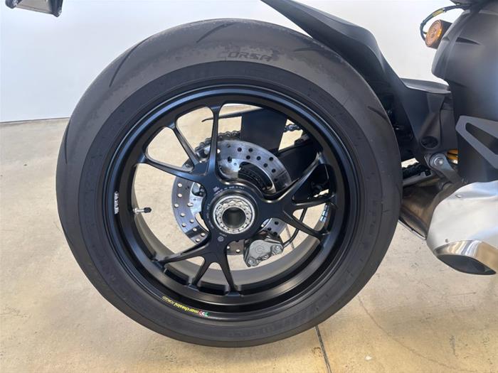 AutoVega - DUCATI Streetfighter V4 | ID 41158