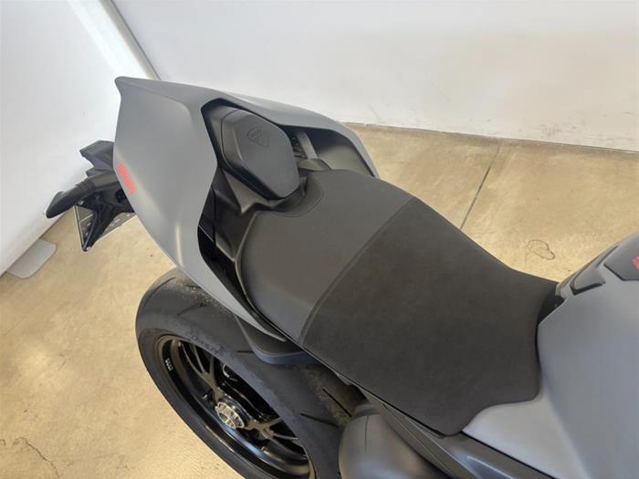 AutoVega - DUCATI Streetfighter V4 | ID 41158