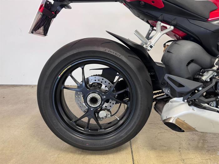 AutoVega - DUCATI Streetfighter | ID 41356