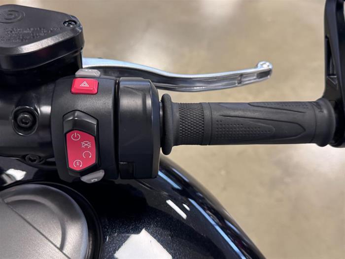 AutoVega - TRIUMPH Rocket 3 R | ID 41373