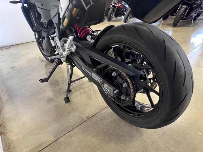 AutoVega - BMW F 900 R | ID 41375