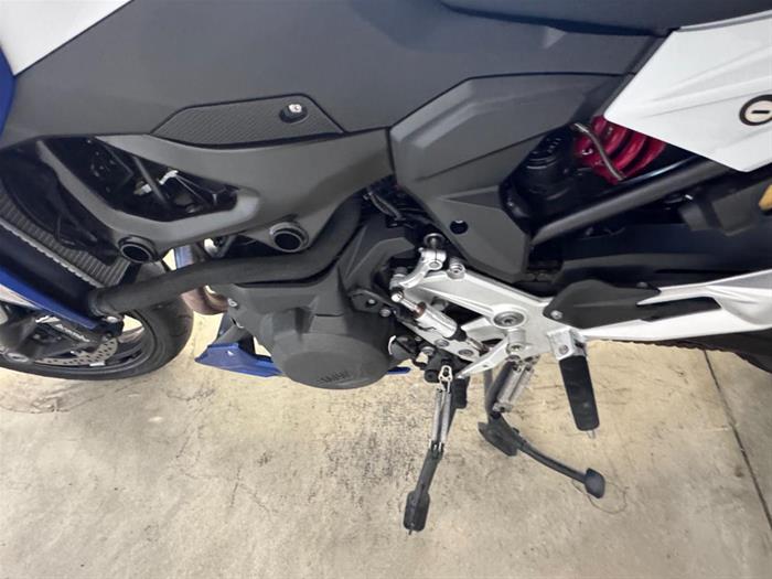 AutoVega - BMW F 900 R | ID 41375