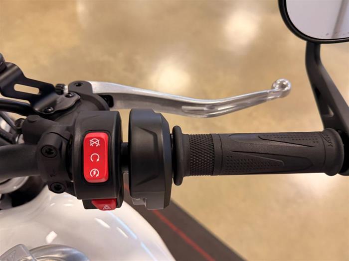 AutoVega - TRIUMPH Speed Twin | ID 41383