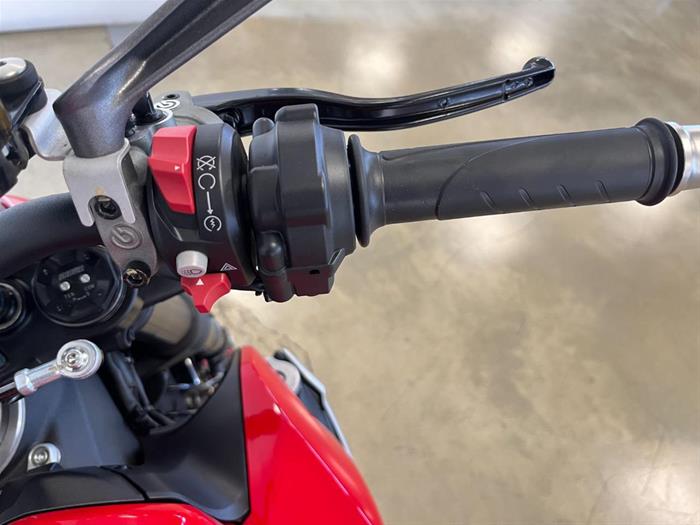 AutoVega - DUCATI Streetfighter | ID 41493