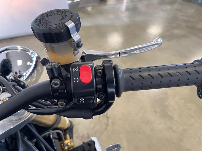 AutoVega - TRIUMPH Speed Triple 1050 | ID 41516