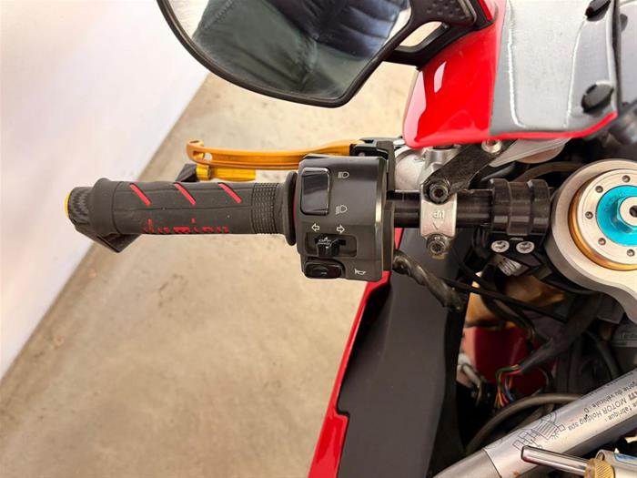 AutoVega - DUCATI 999 S | ID 41518