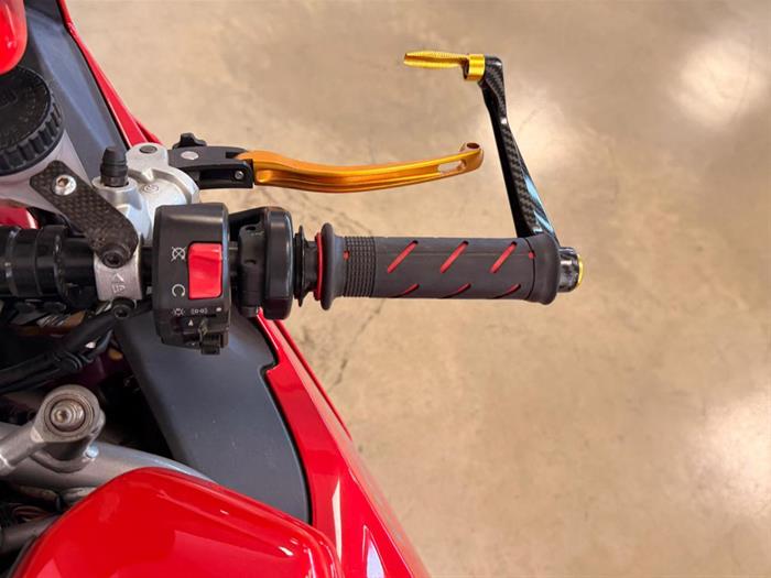 AutoVega - DUCATI 999 S | ID 41518