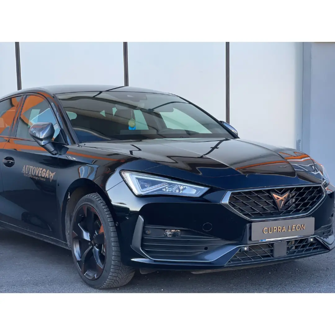 CUPRA Autovega e Padel Village di Arzignano